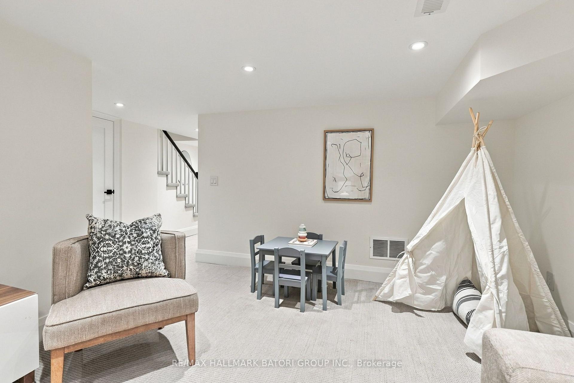 Photo 39 of 162 Chiltern Hill Road, Toronto, Humewood-Cedarvale — HOMEH