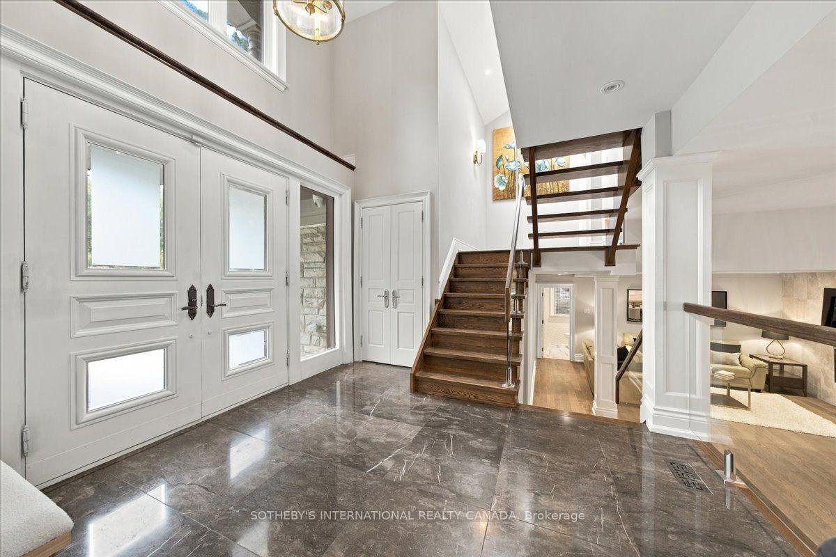 Photo 4 of 520 Arrowhead Road, Mississauga, Lorne Park — HOMEH