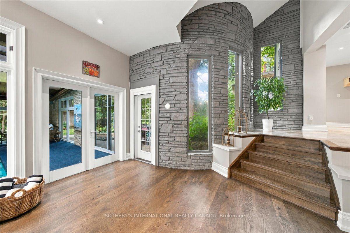 Photo 10 of 520 Arrowhead Road, Mississauga, Lorne Park — HOMEH