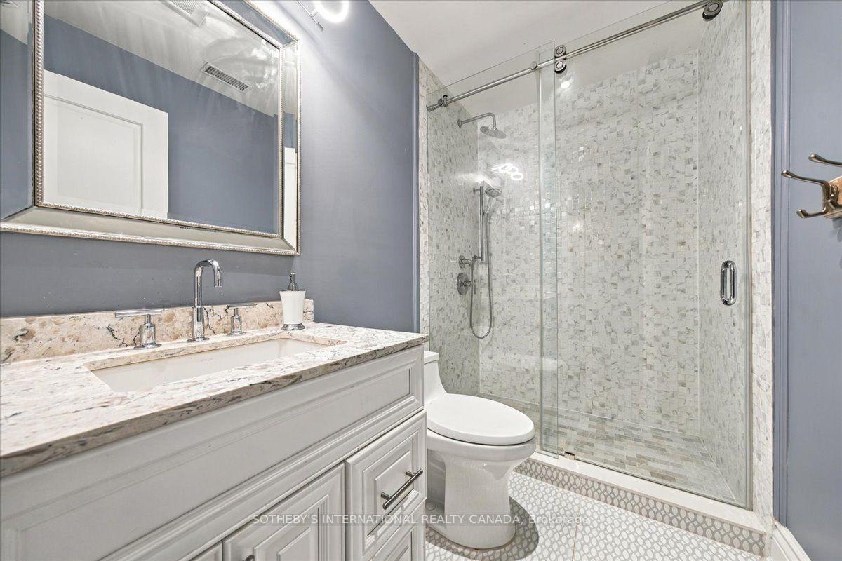 Photo 12 of 520 Arrowhead Road, Mississauga, Lorne Park — HOMEH