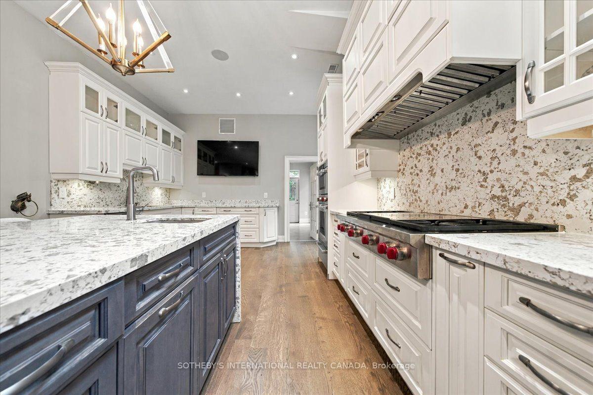 Photo 15 of 520 Arrowhead Road, Mississauga, Lorne Park — HOMEH