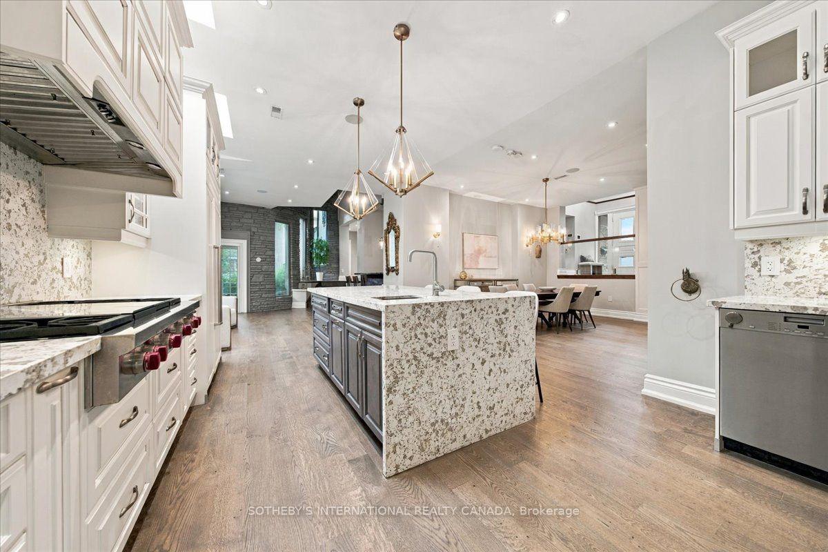 Photo 17 of 520 Arrowhead Road, Mississauga, Lorne Park — HOMEH