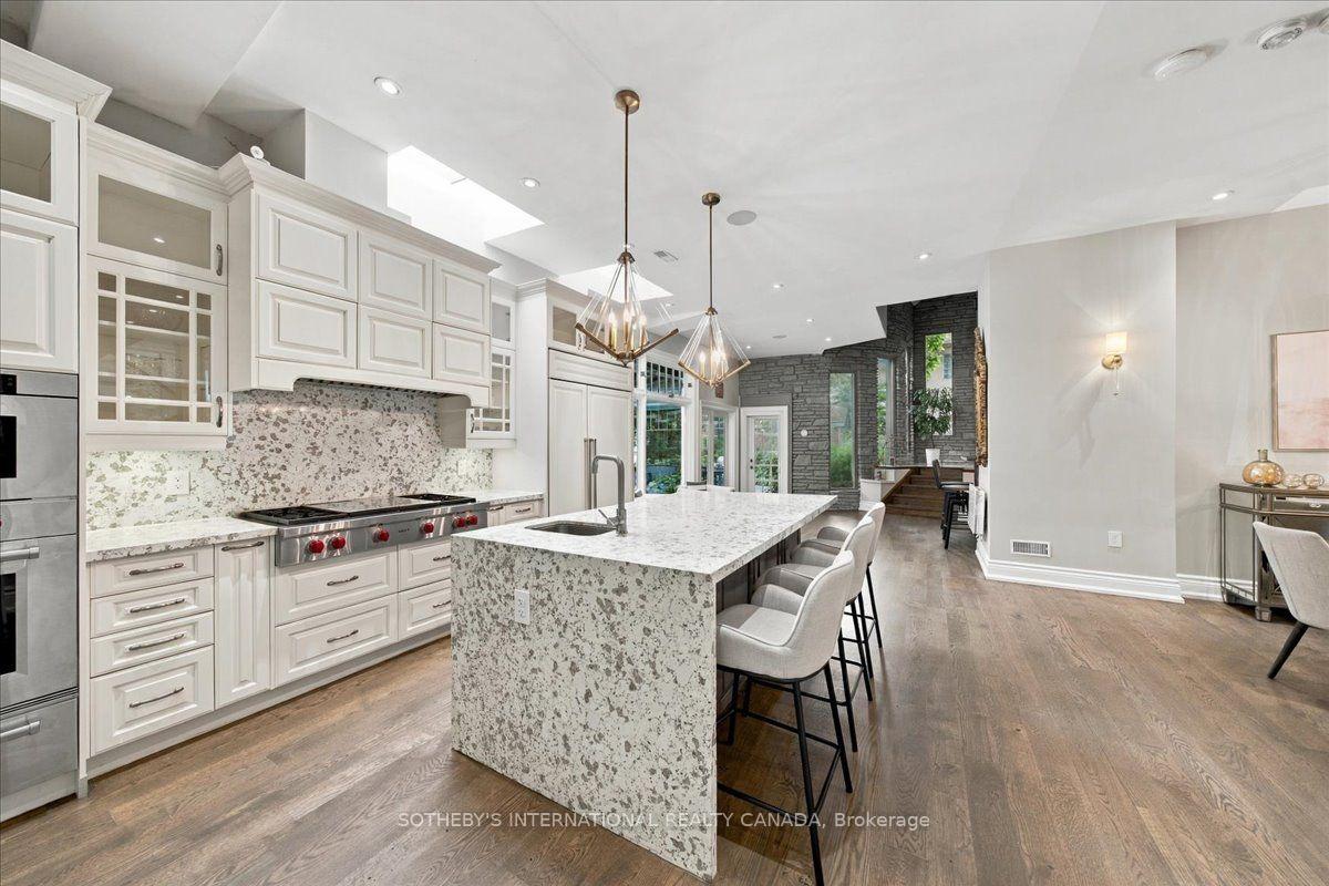Photo 18 of 520 Arrowhead Road, Mississauga, Lorne Park — HOMEH