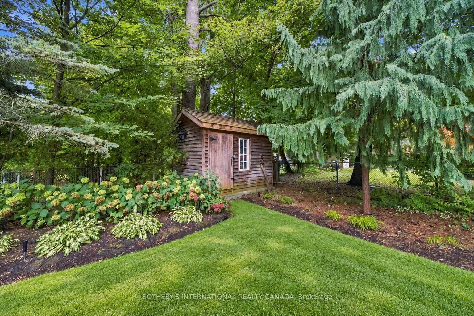 Photo 37 of 520 Arrowhead Road, Mississauga, Lorne Park — HOMEH