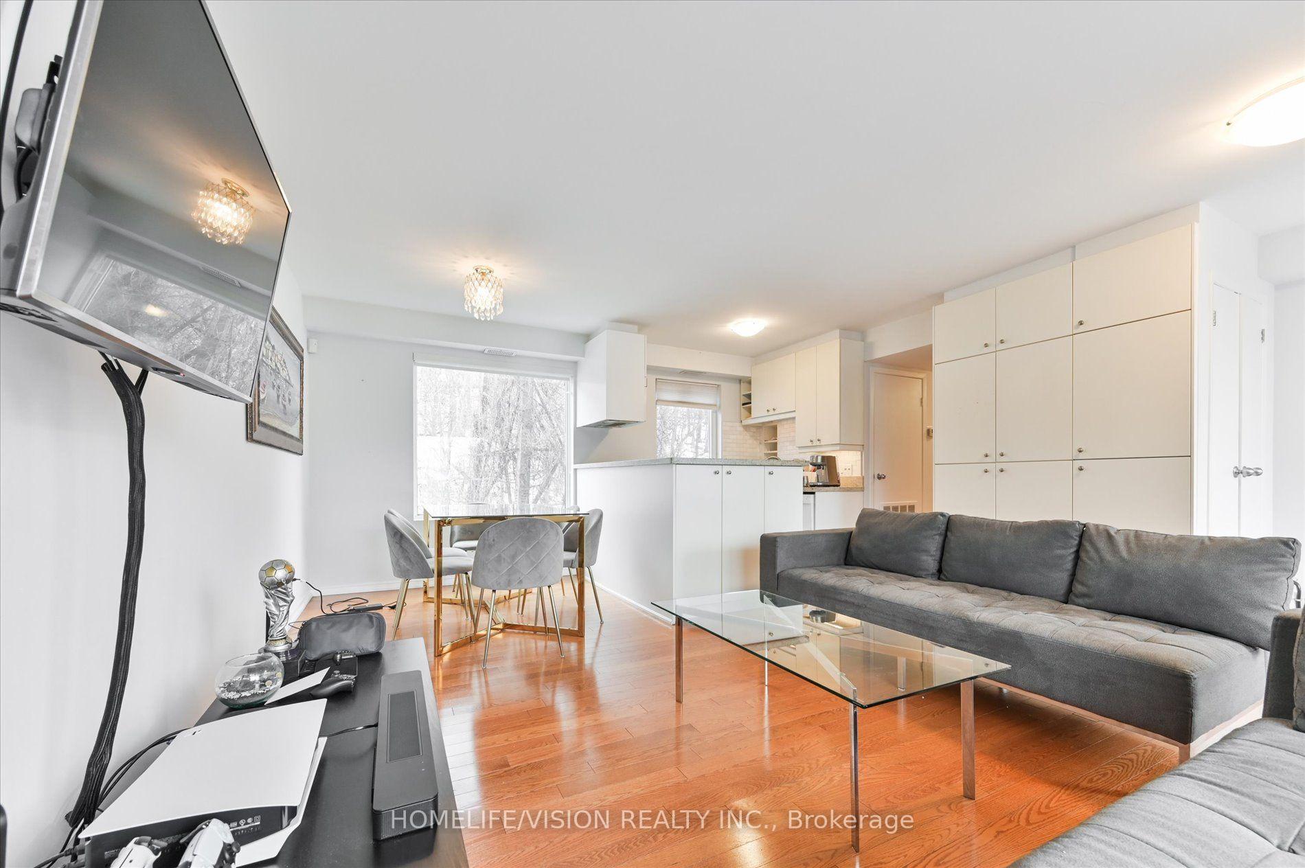 Photo of Unit 2nd Flr, 400 Summerhill Avenue