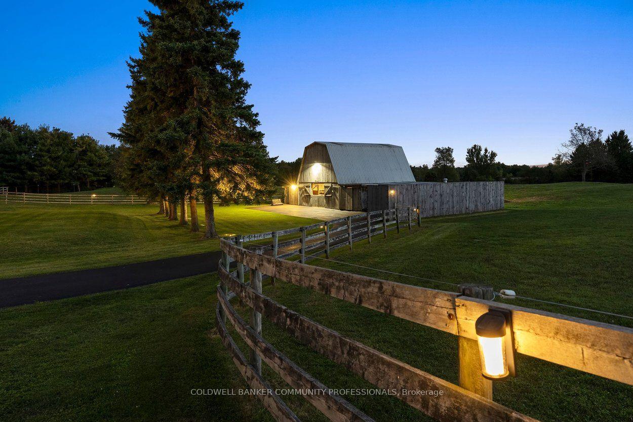 Photo 10 of 12216 Sixth Line, Milton, Rural Nassagaweya — HOMEH
