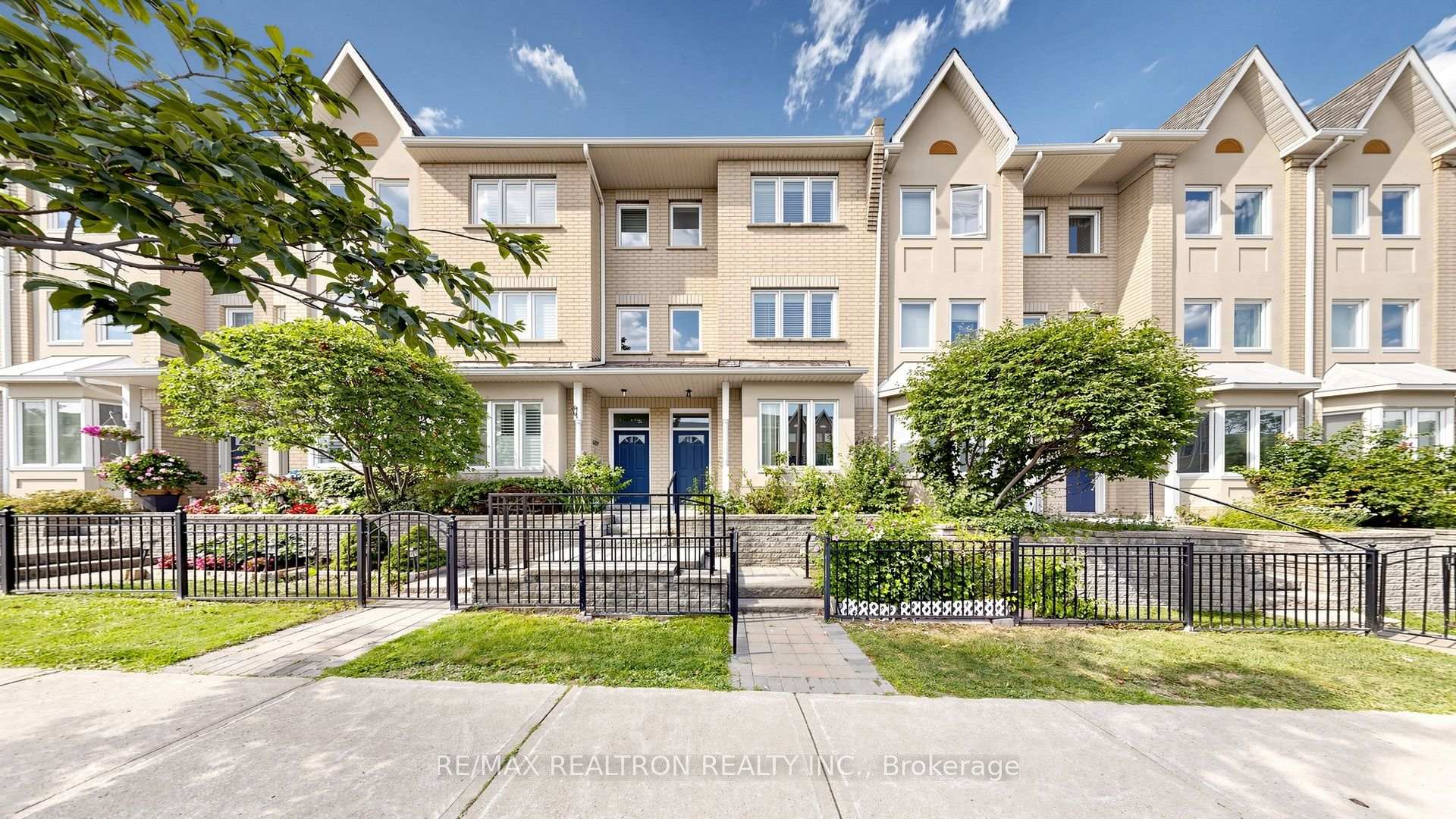 Photo of Unit 610, 28 Rosebank Drive