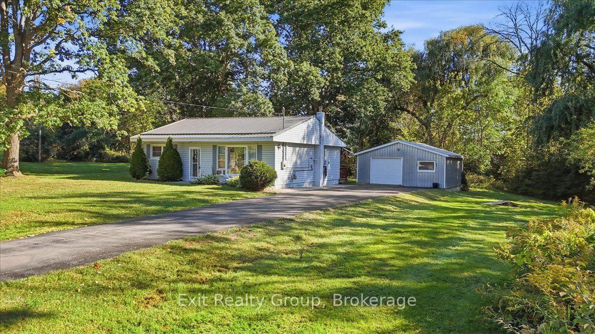 Photo 4 of 129 Harcourt Road, Quinte West, Murray Ward — HOMEH