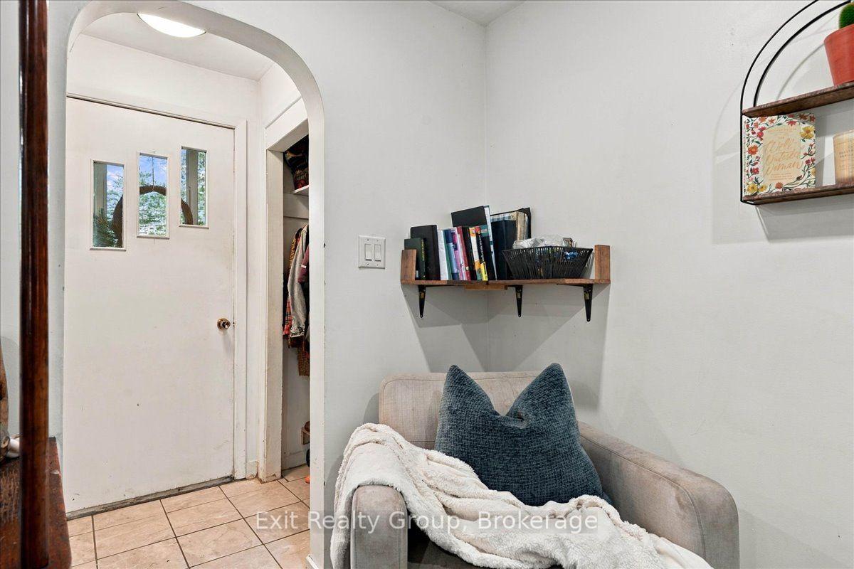 Photo 8 of 129 Harcourt Road, Quinte West, Murray Ward — HOMEH