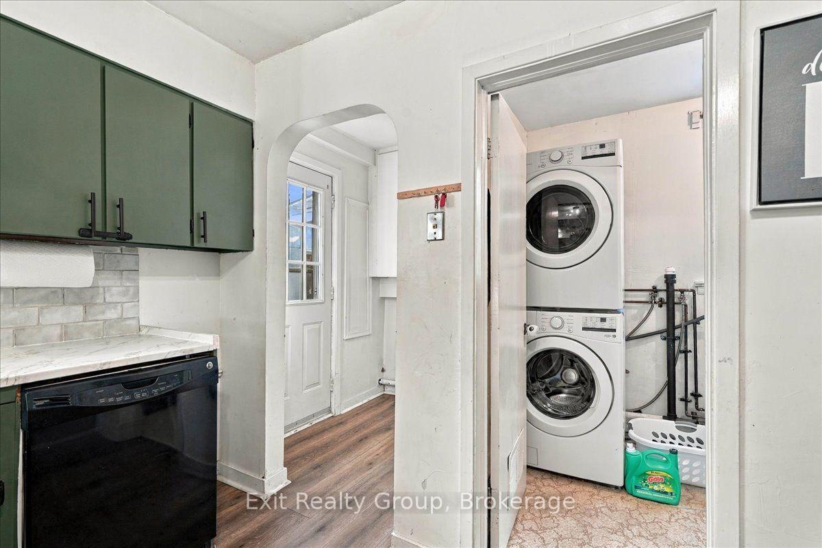 Photo 20 of 129 Harcourt Road, Quinte West, Murray Ward — HOMEH