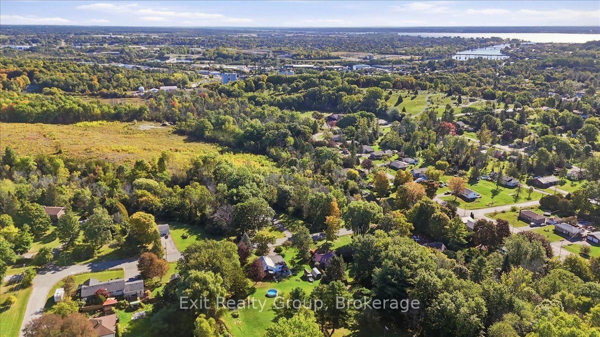 Photo 39 of 129 Harcourt Road, Quinte West, Murray Ward — HOMEH
