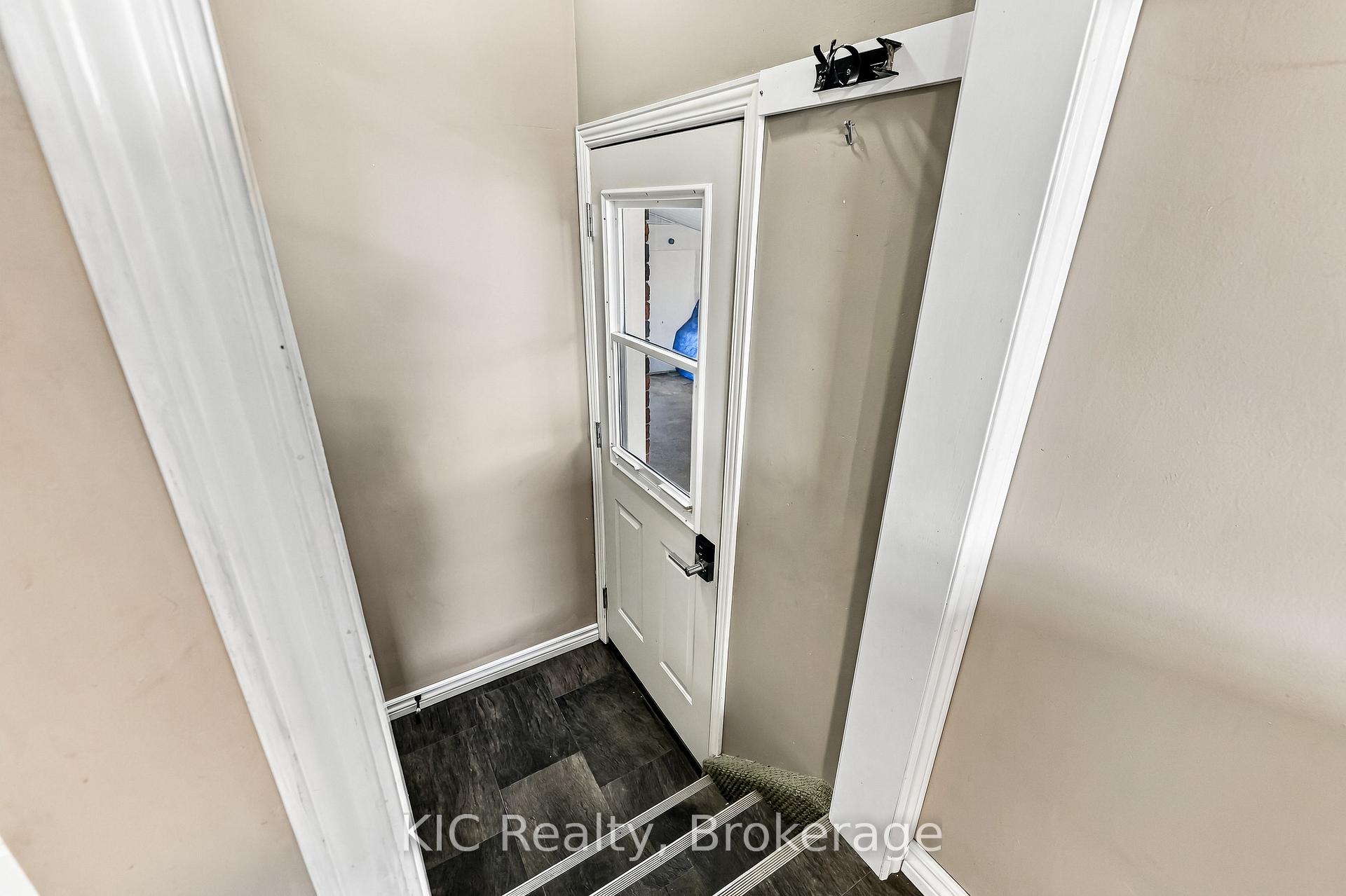 Photo 31 of 198 Mcclennan Street, Peterborough, Northcrest Ward 5 — HOMEH