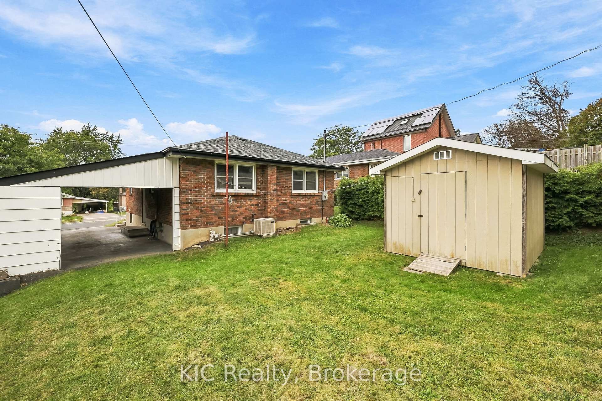 Photo 43 of 198 Mcclennan Street, Peterborough, Northcrest Ward 5 — HOMEH