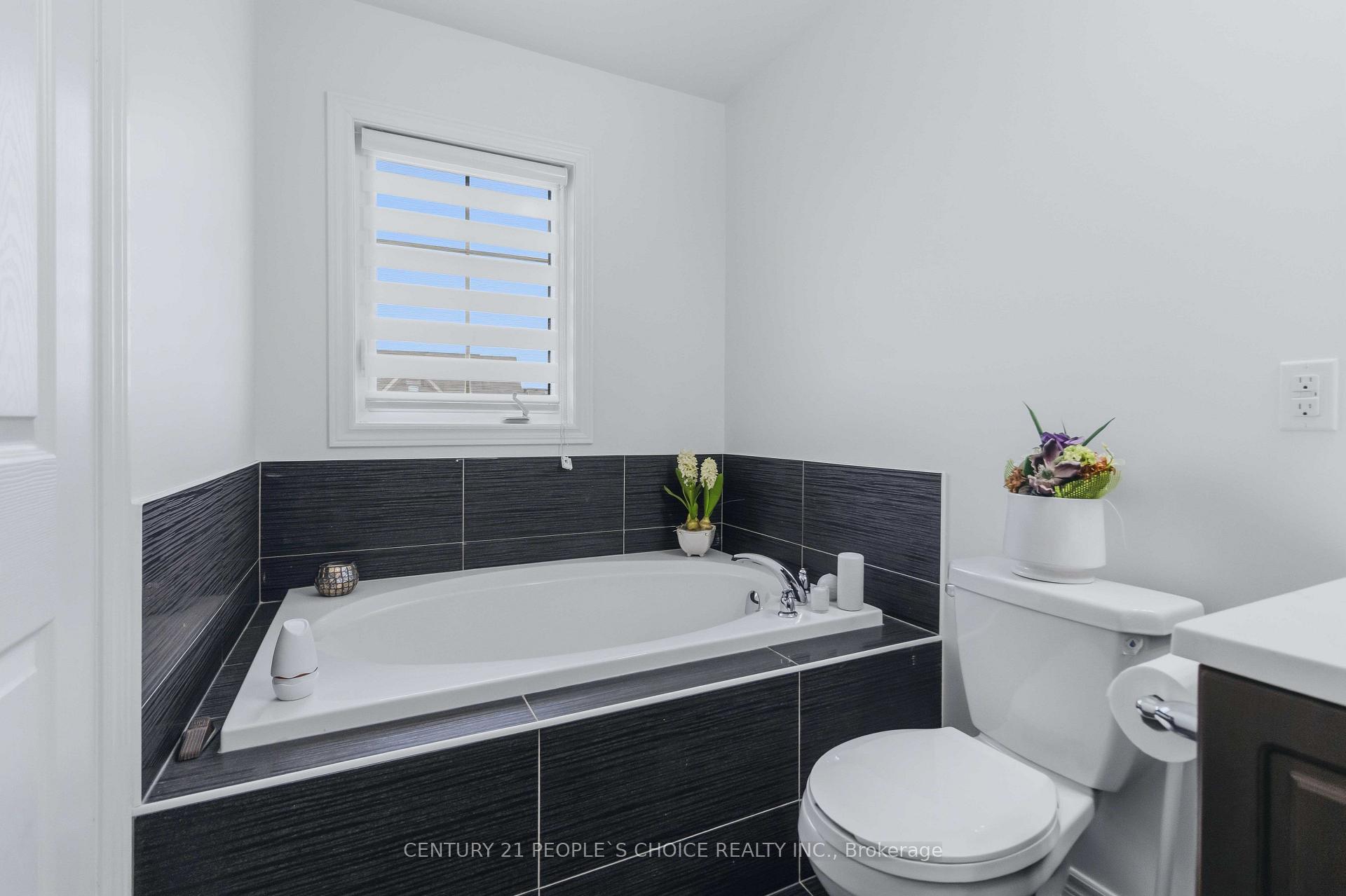 Photo 27 of 52 Aldersgate Drive, Brampton, Northwest Brampton — HOMEH
