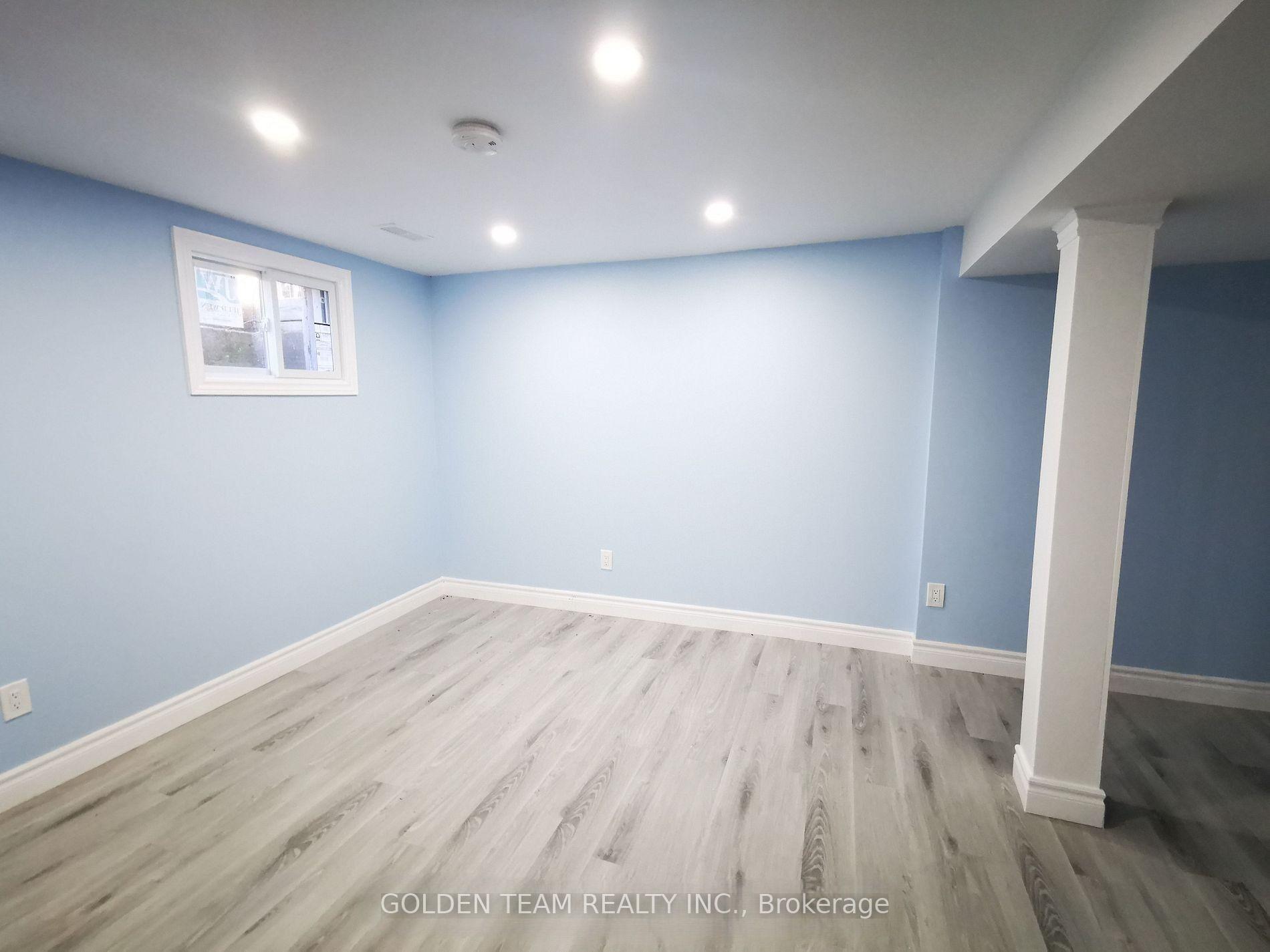 Photo 3 of Unit Bsmt, 422 The Queensway, Georgina, Keswick South — HOMEH