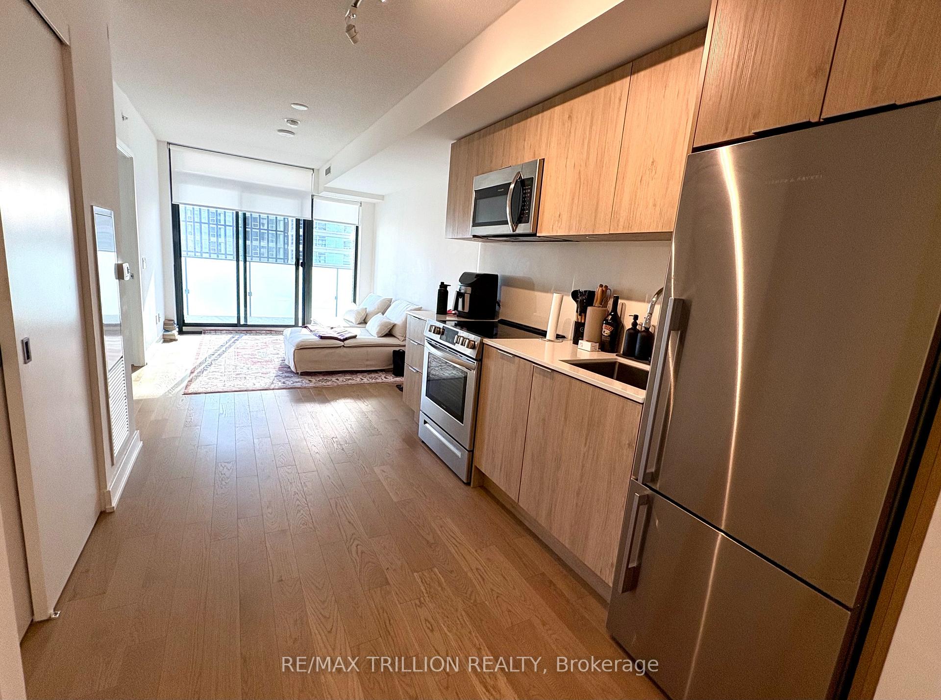 Photo 5 of Unit 1501, 25 Richmond Street E, Toronto, Church-Yonge Corridor — HOMEH