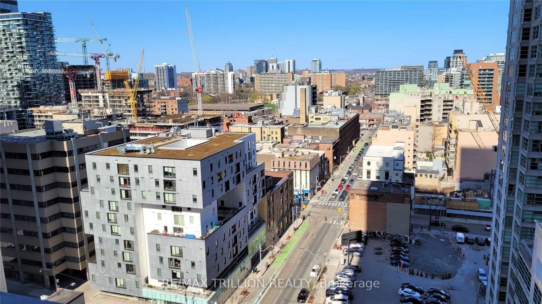 Photo 17 of Unit 1501, 25 Richmond Street E, Toronto, Church-Yonge Corridor — HOMEH