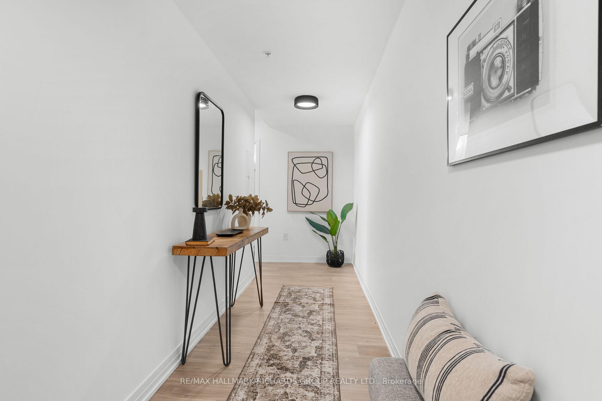 Photo 4 of Unit PH606, 408 Brown's Line, Etobicoke, Alderwood — HOMEH