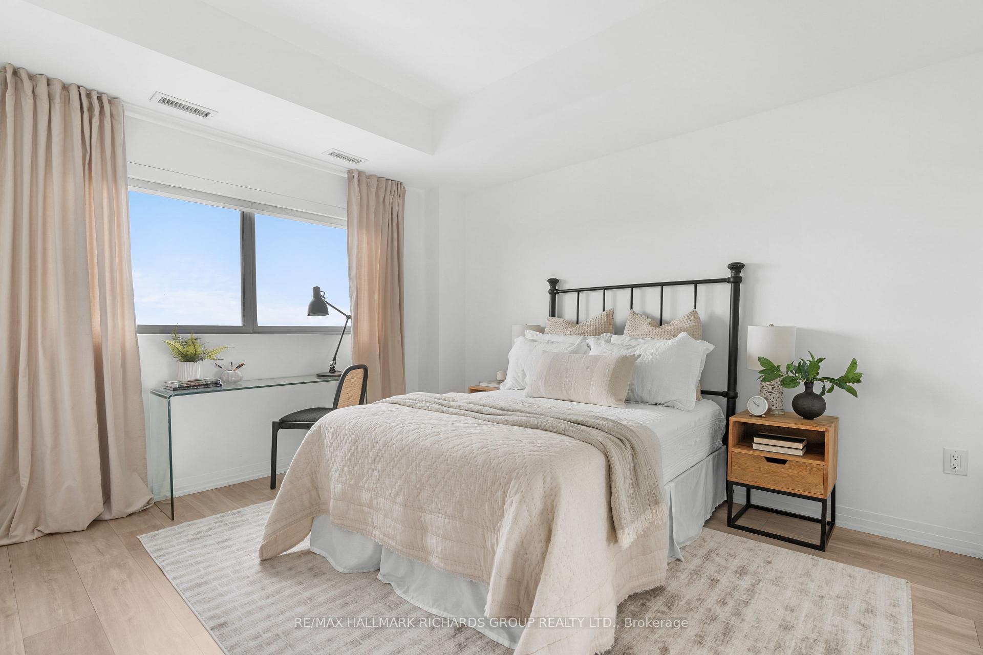 Photo 11 of Unit PH606, 408 Brown's Line, Etobicoke, Alderwood — HOMEH