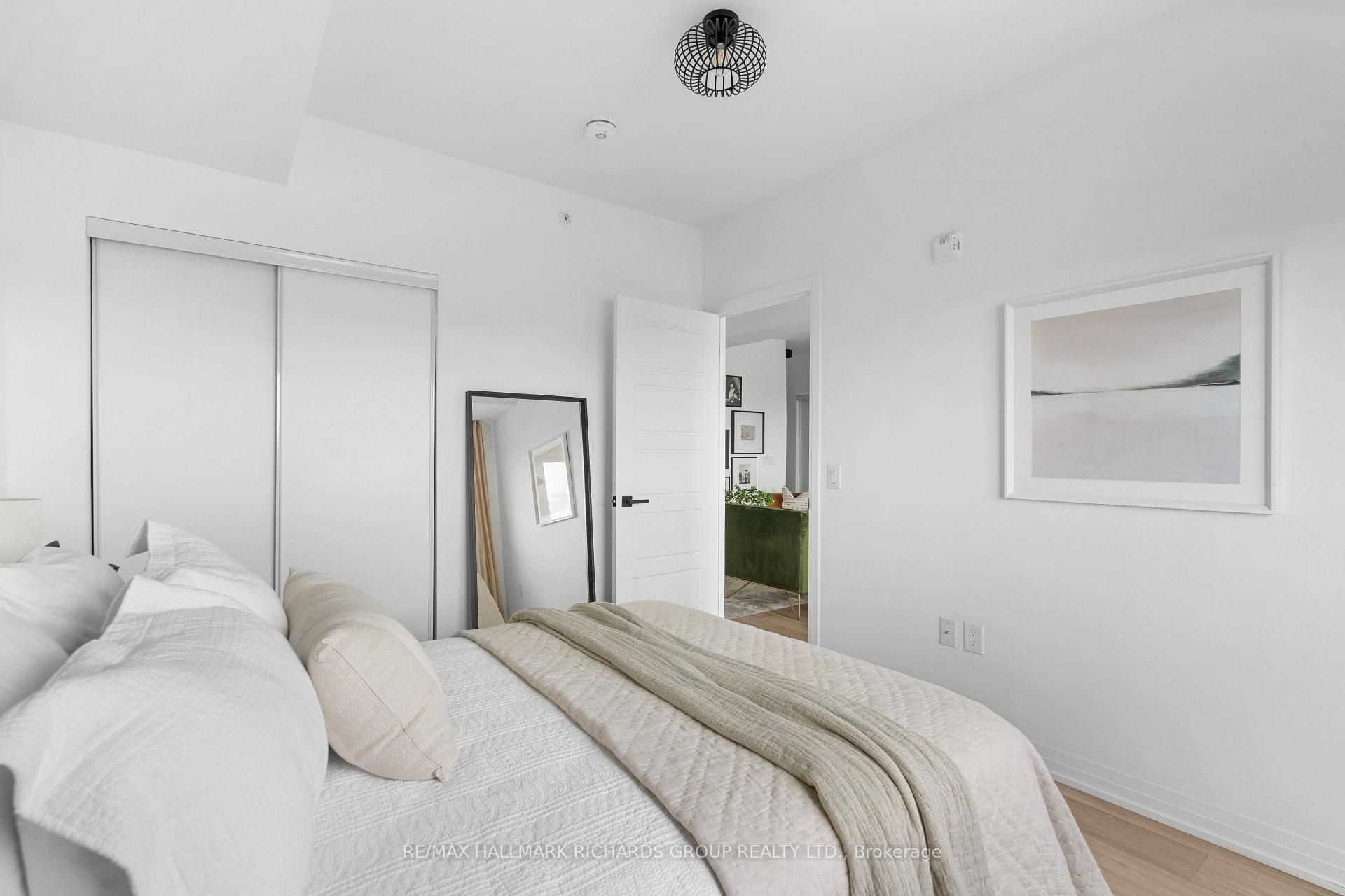 Photo 13 of Unit PH606, 408 Brown's Line, Etobicoke, Alderwood — HOMEH