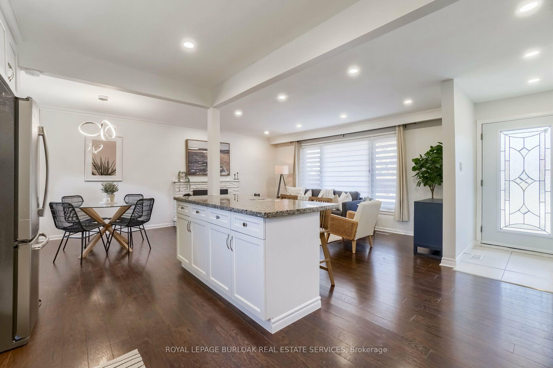 Photo 4 of 2121 Bridge Road, Oakville, West — HOMEH