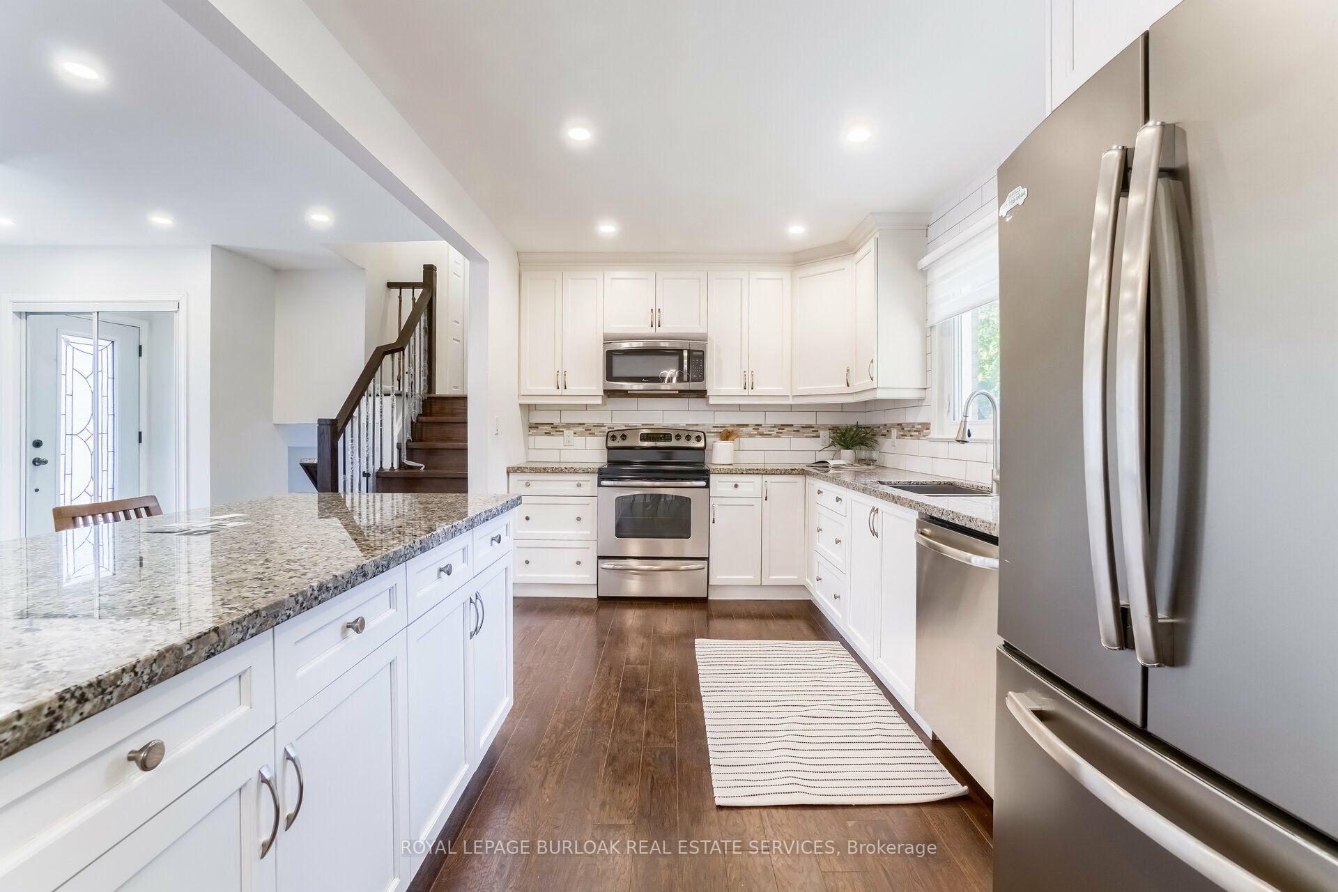 Photo 8 of 2121 Bridge Road, Oakville, West — HOMEH