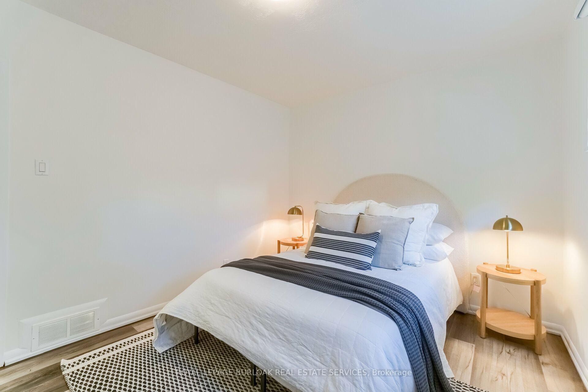 Photo 12 of 2121 Bridge Road, Oakville, West — HOMEH