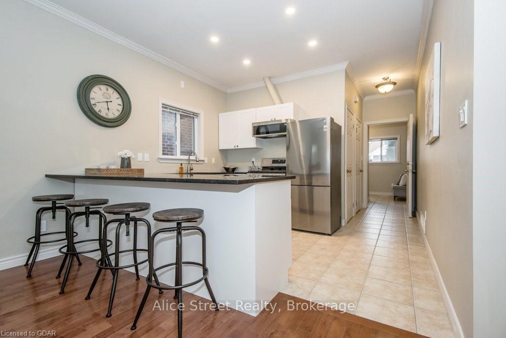 Photo 2 of Unit Main Unit, 129 Elizabeth Street, Guelph, St. Patrick's Ward — HOMEH