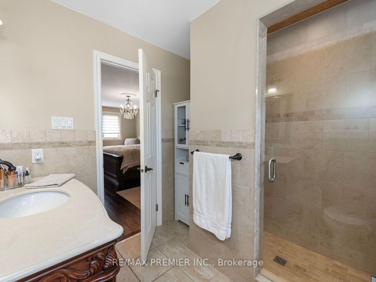 Photo 30 of 81 De Rose Avenue, Caledon, Bolton West — HOMEH