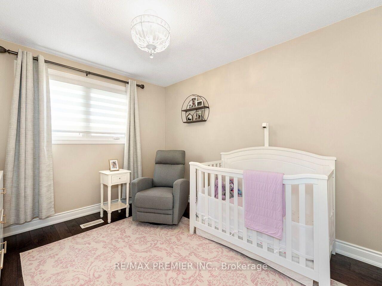 Photo 35 of 81 De Rose Avenue, Caledon, Bolton West — HOMEH