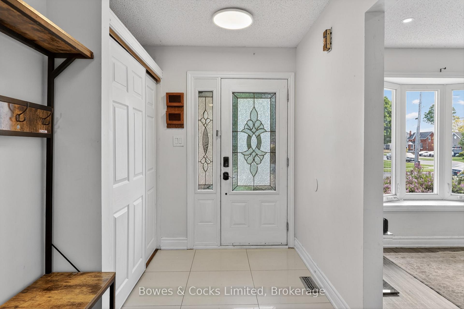 Photo 3 of 4 Claret Road, Clarington, Courtice — HOMEH