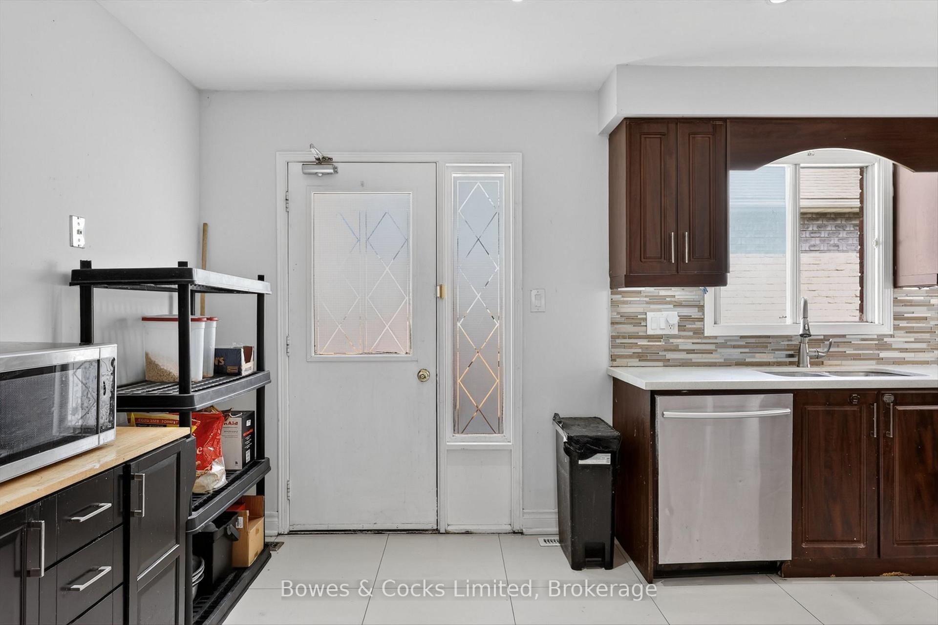 Photo 10 of 4 Claret Road, Clarington, Courtice — HOMEH