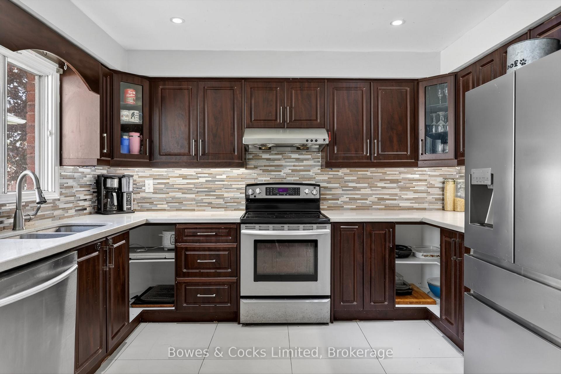 Photo 12 of 4 Claret Road, Clarington, Courtice — HOMEH