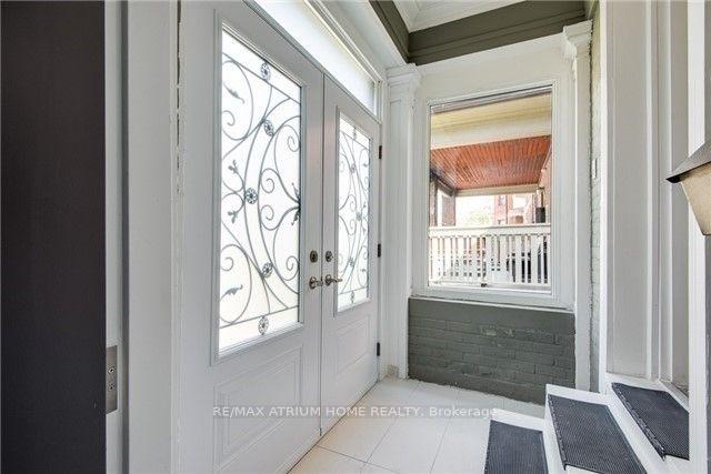 Photo 3 of Unit 3, 179 Spadina Road, Toronto, The Annex — HOMEH