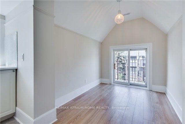Photo 7 of Unit 3, 179 Spadina Road, Toronto, The Annex — HOMEH