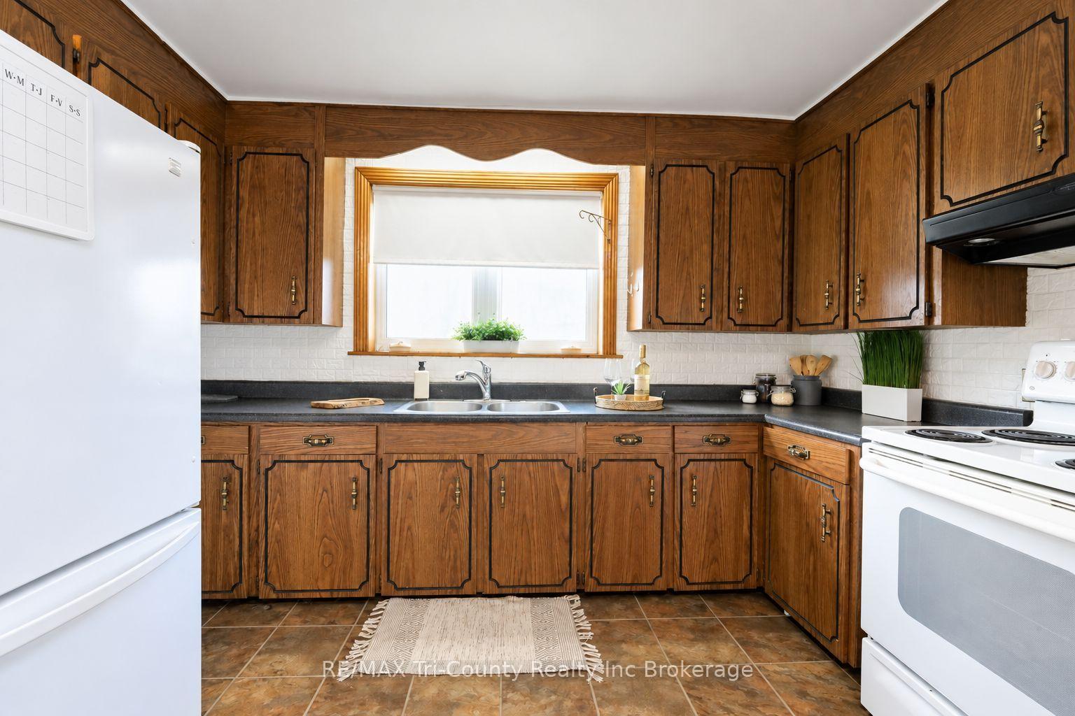 Photo 14 of 11475 Plank Road, Bayham, Eden — HOMEH