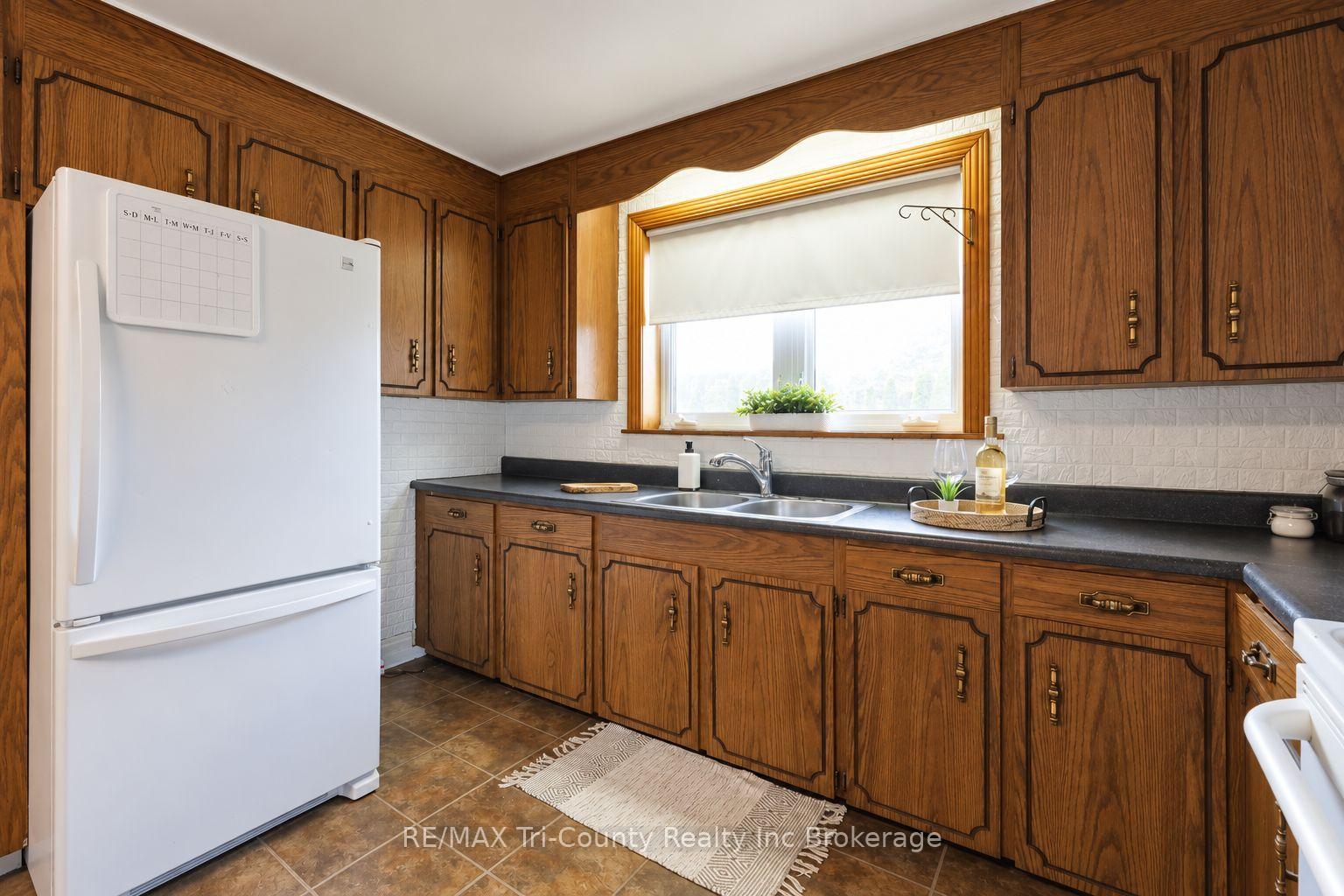 Photo 15 of 11475 Plank Road, Bayham, Eden — HOMEH