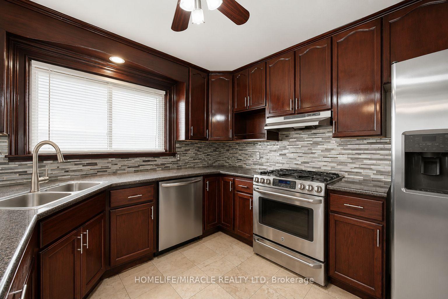 Photo 9 of 283 Cordova Road, Oshawa, Lakeview — HOMEH