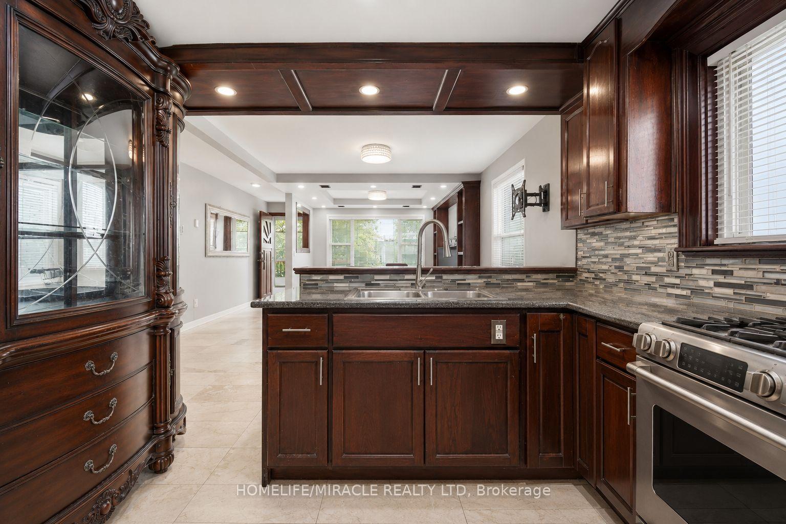 Photo 11 of 283 Cordova Road, Oshawa, Lakeview — HOMEH