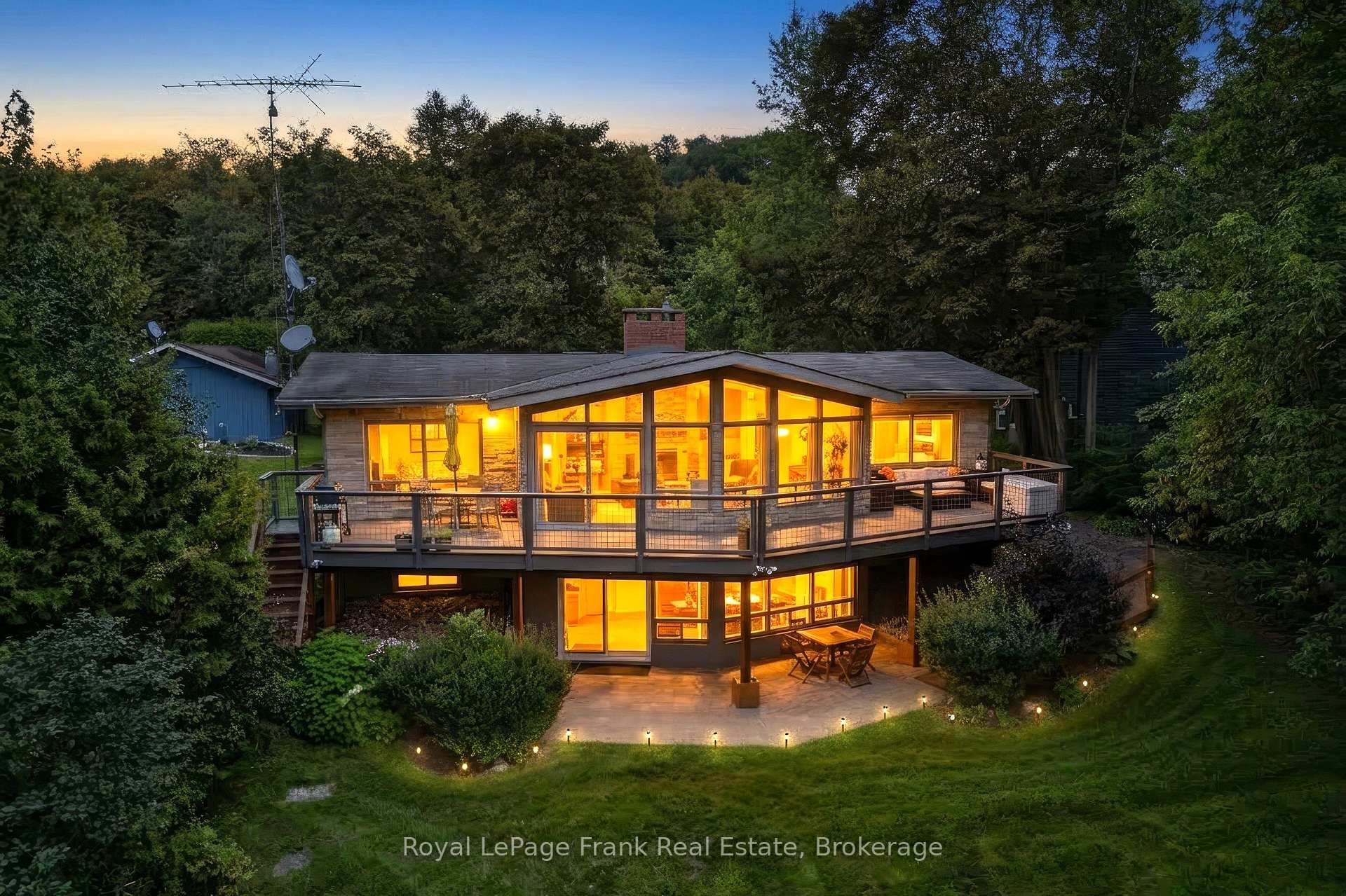 Photo of 156 Acton Road