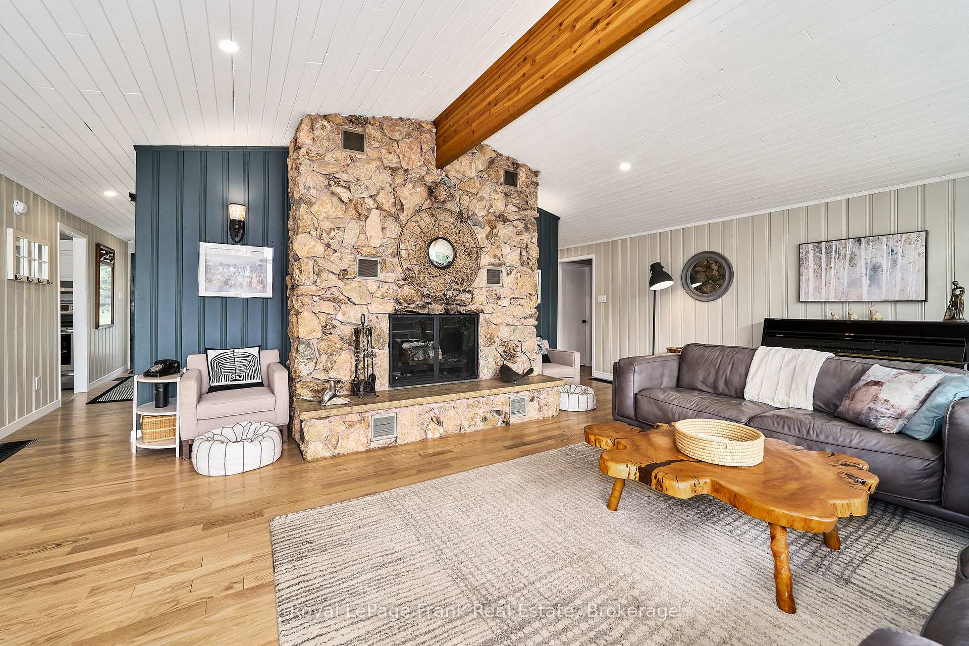 Photo 7 of 156 Acton Road, Uxbridge, Rural Uxbridge — HOMEH