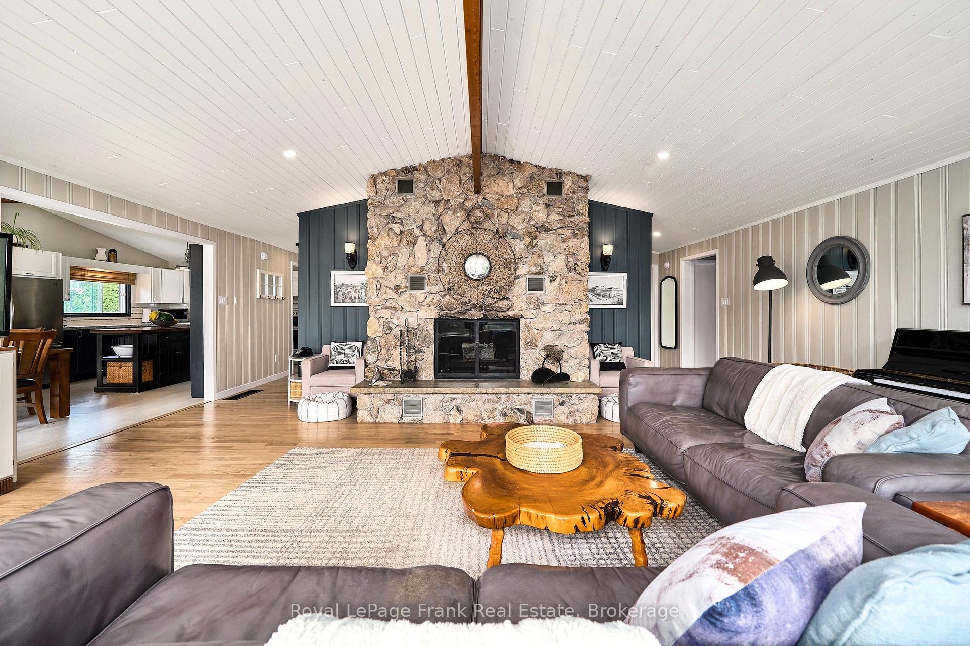 Photo 8 of 156 Acton Road, Uxbridge, Rural Uxbridge — HOMEH