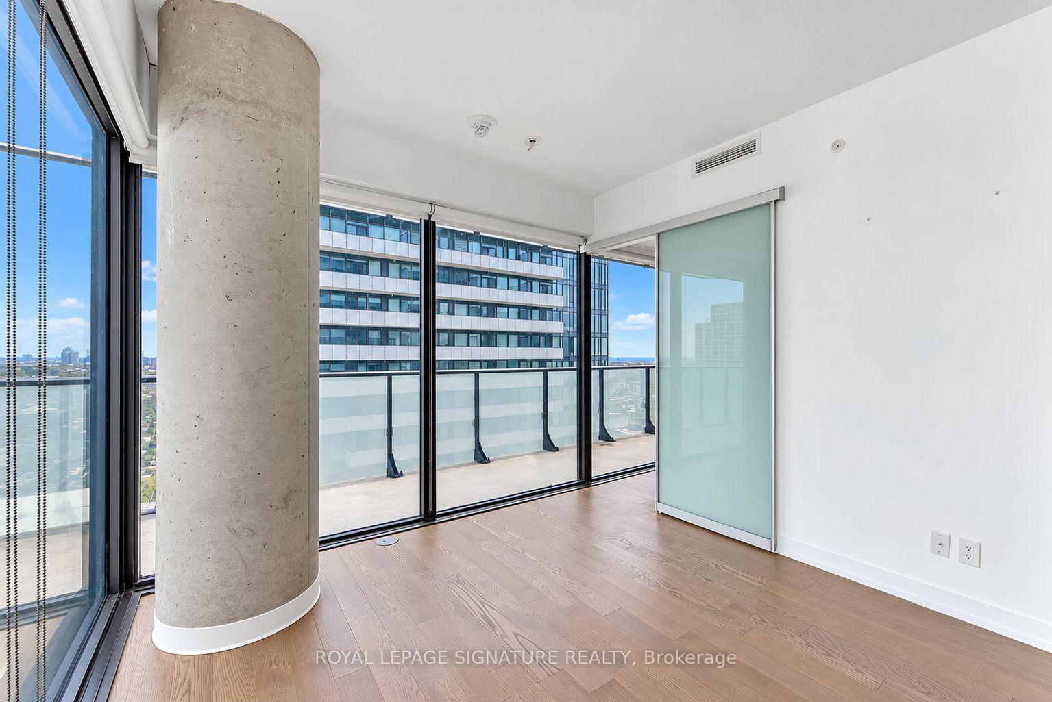 Photo 13 of Unit 3604, 161 Roehampton Avenue, Toronto, Mount Pleasant West — HOMEH