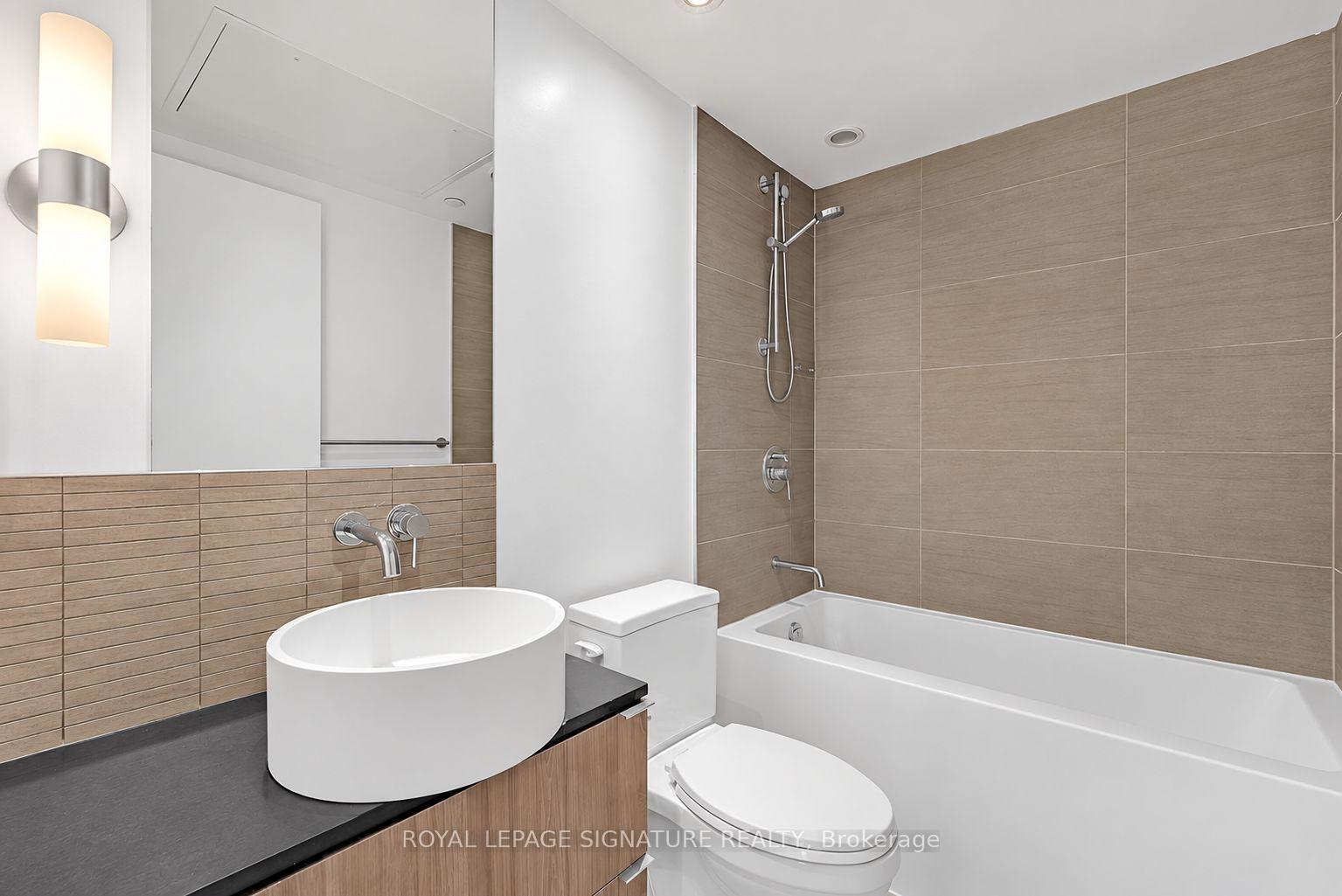 Photo 26 of Unit 3604, 161 Roehampton Avenue, Toronto, Mount Pleasant West — HOMEH