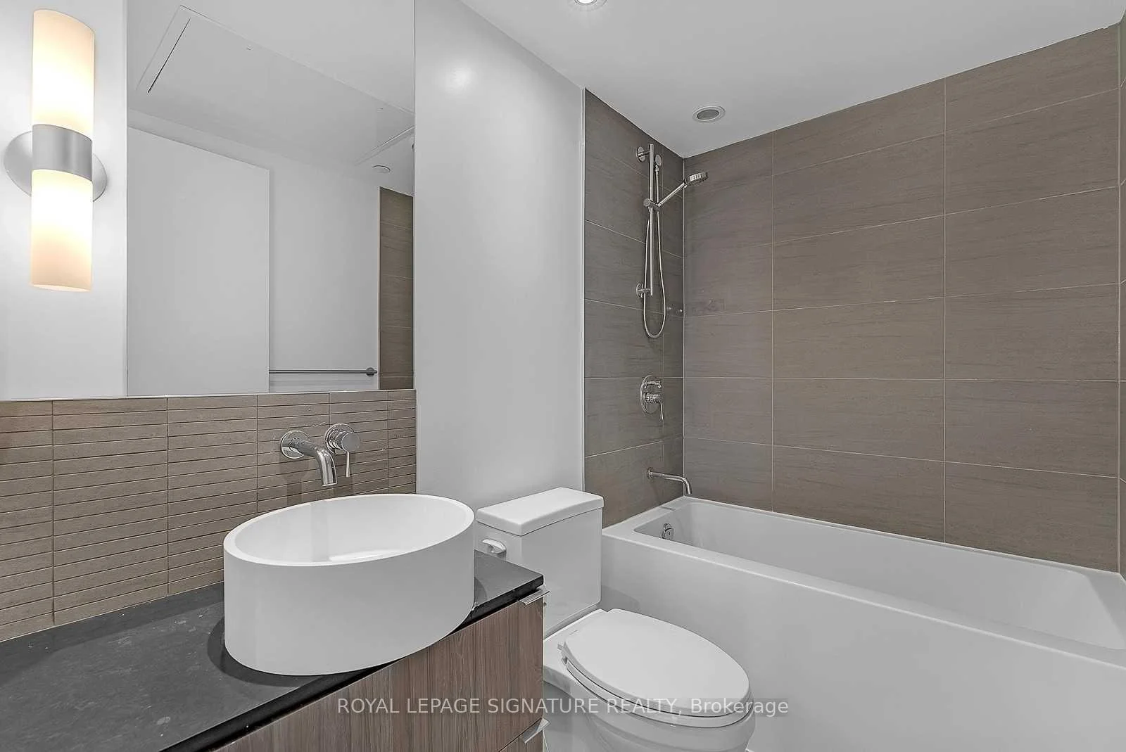 Photo 24 of Unit 3604, 161 Roehampton Avenue, Toronto, Mount Pleasant West — HOMEH