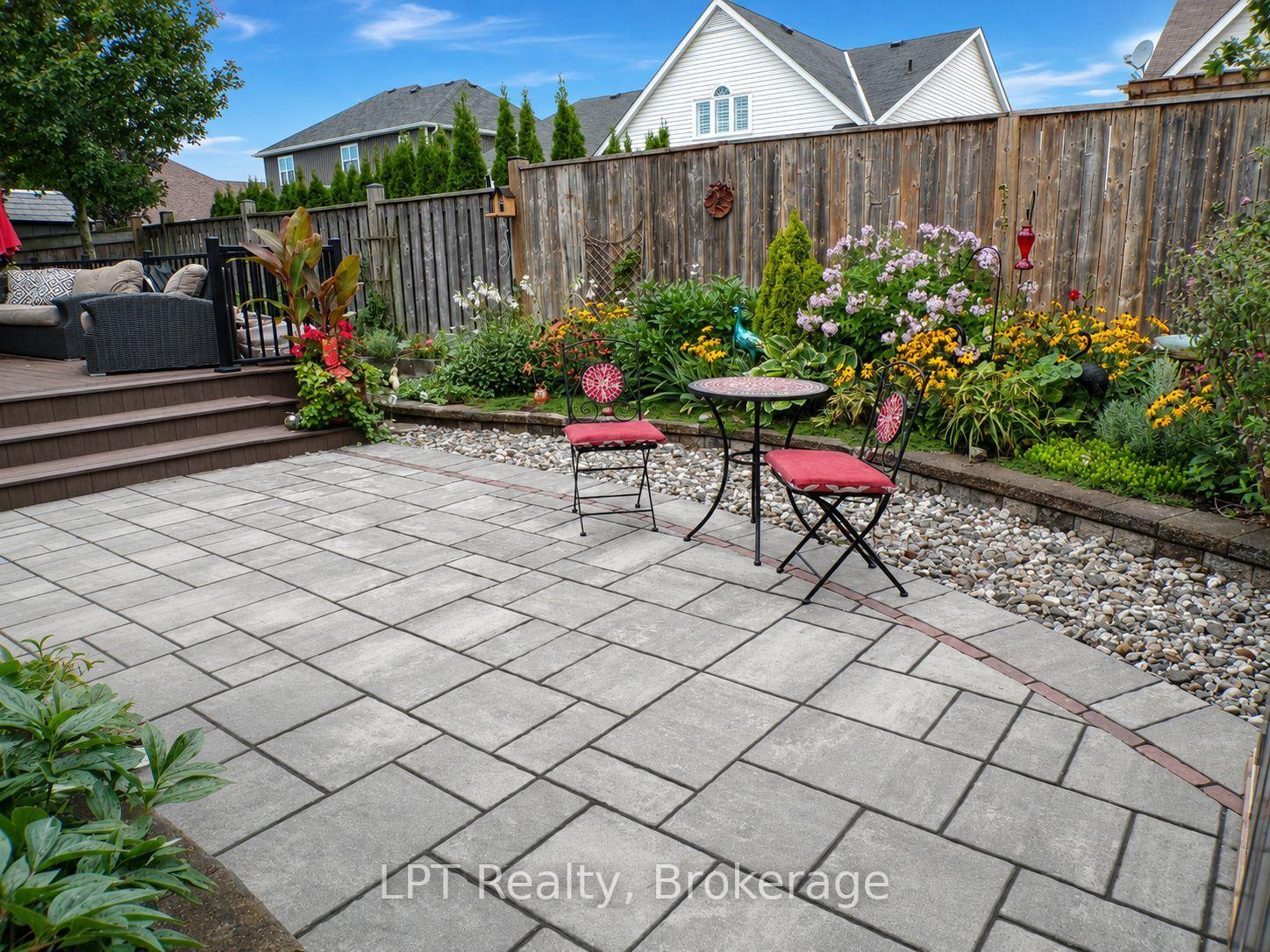 Photo 25 of 52 Bridges Boulevard, Port Hope — HOMEH