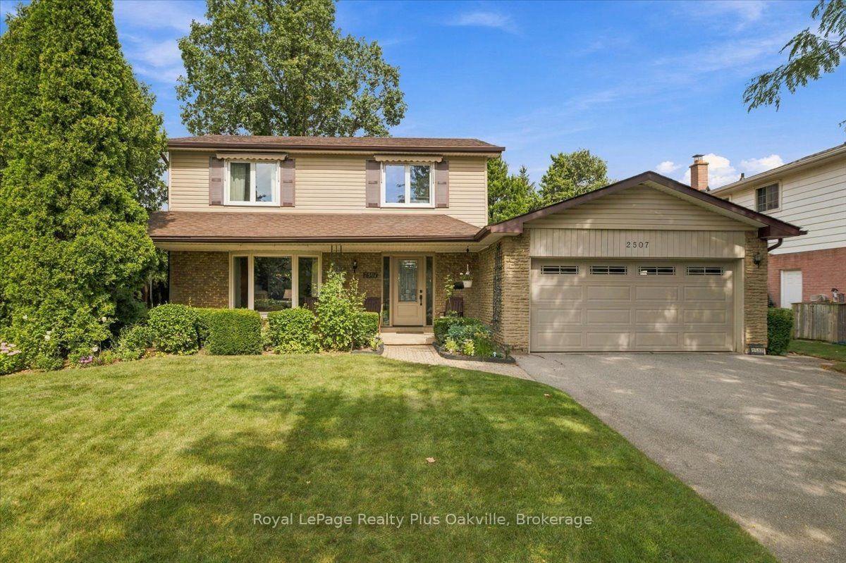 Photo of 2507 Woburn Crescent