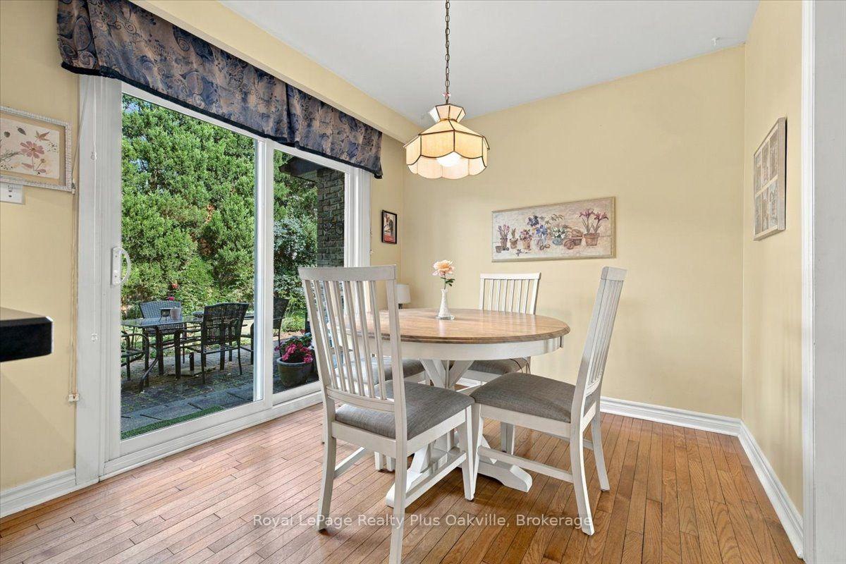 Photo 13 of 2507 Woburn Crescent, Oakville, West — HOMEH
