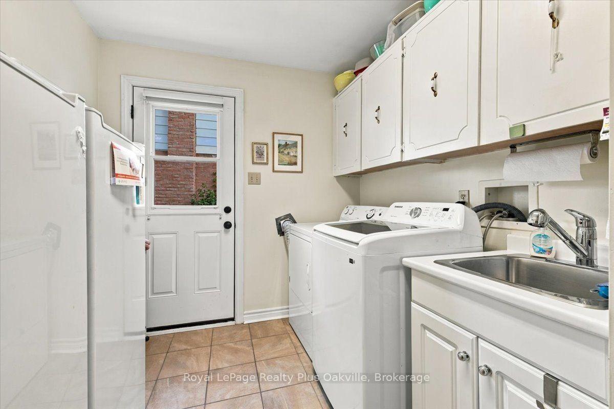 Photo 16 of 2507 Woburn Crescent, Oakville, West — HOMEH