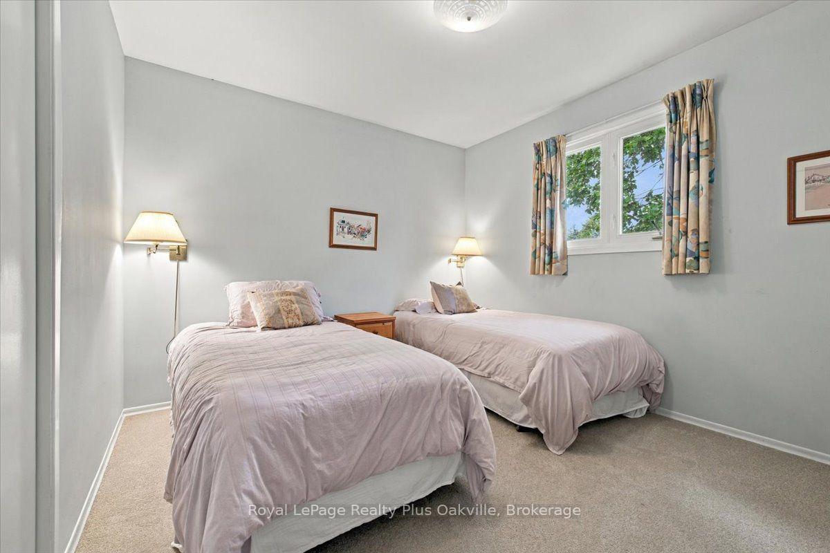 Photo 19 of 2507 Woburn Crescent, Oakville, West — HOMEH